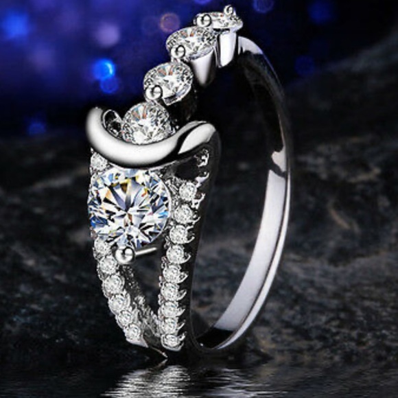 Creative Cut 925 Silver Wedding Ring Size 6-10 - Picture 2 of 11